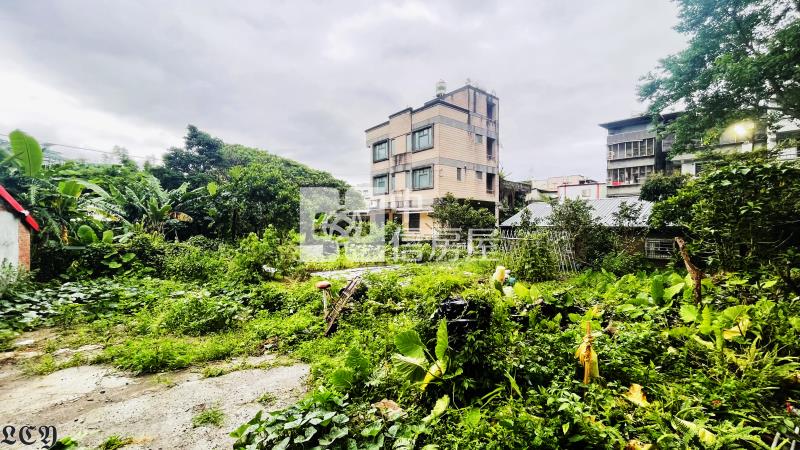 市中心邊間溫泉山景二房房屋室內格局與周邊環境