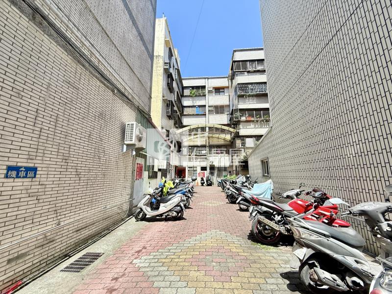 祥順運動公園旁全新裝修三面採光美寓房屋室內格局與周邊環境