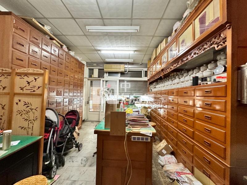 西屯三層樓住店房屋室內格局與周邊環境