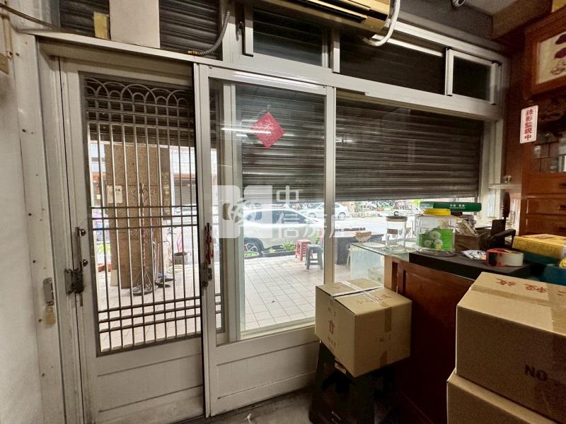 西屯三層樓住店房屋室內格局與周邊環境