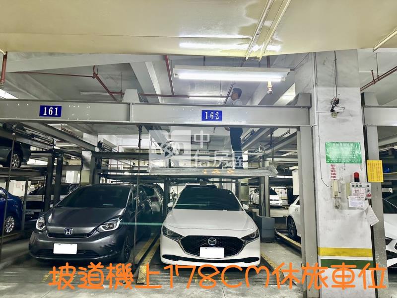 正逢甲青海商圈全新裝修三房車位美屋房屋室內格局與周邊環境