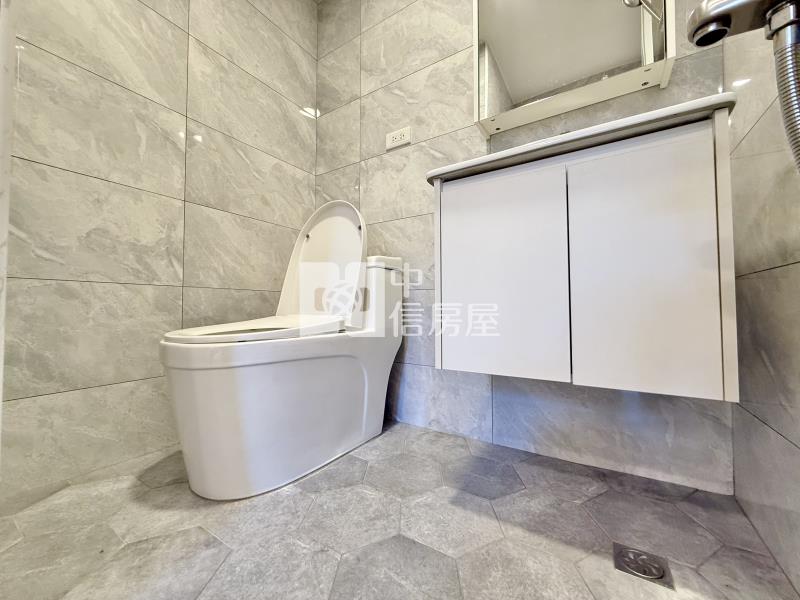 正逢甲青海商圈全新裝修三房車位美屋房屋室內格局與周邊環境