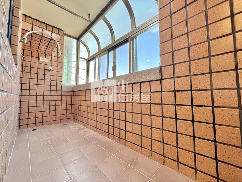 正逢甲青海商圈全新裝修三房車位美屋房屋室內格局與周邊環境