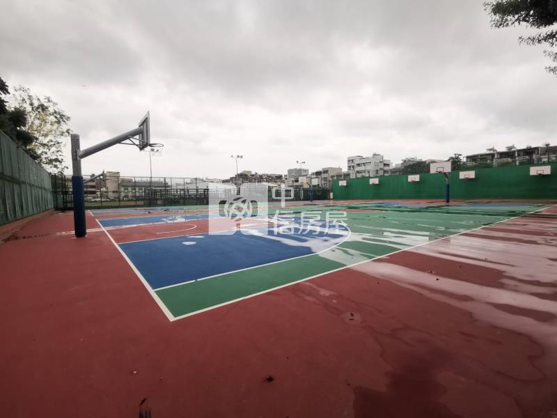 友愛路優質建地房屋室內格局與周邊環境
