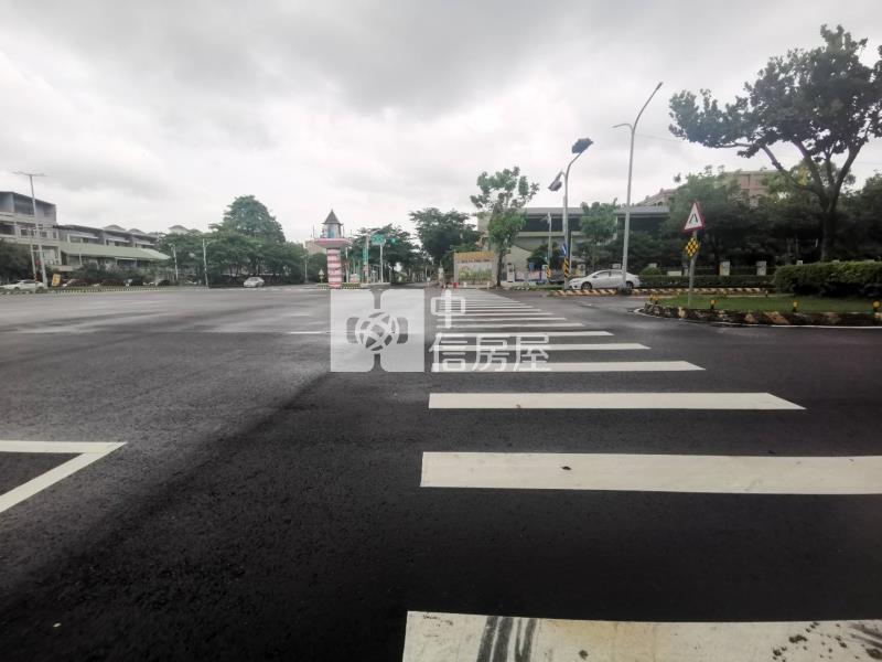 友愛路優質建地房屋室內格局與周邊環境