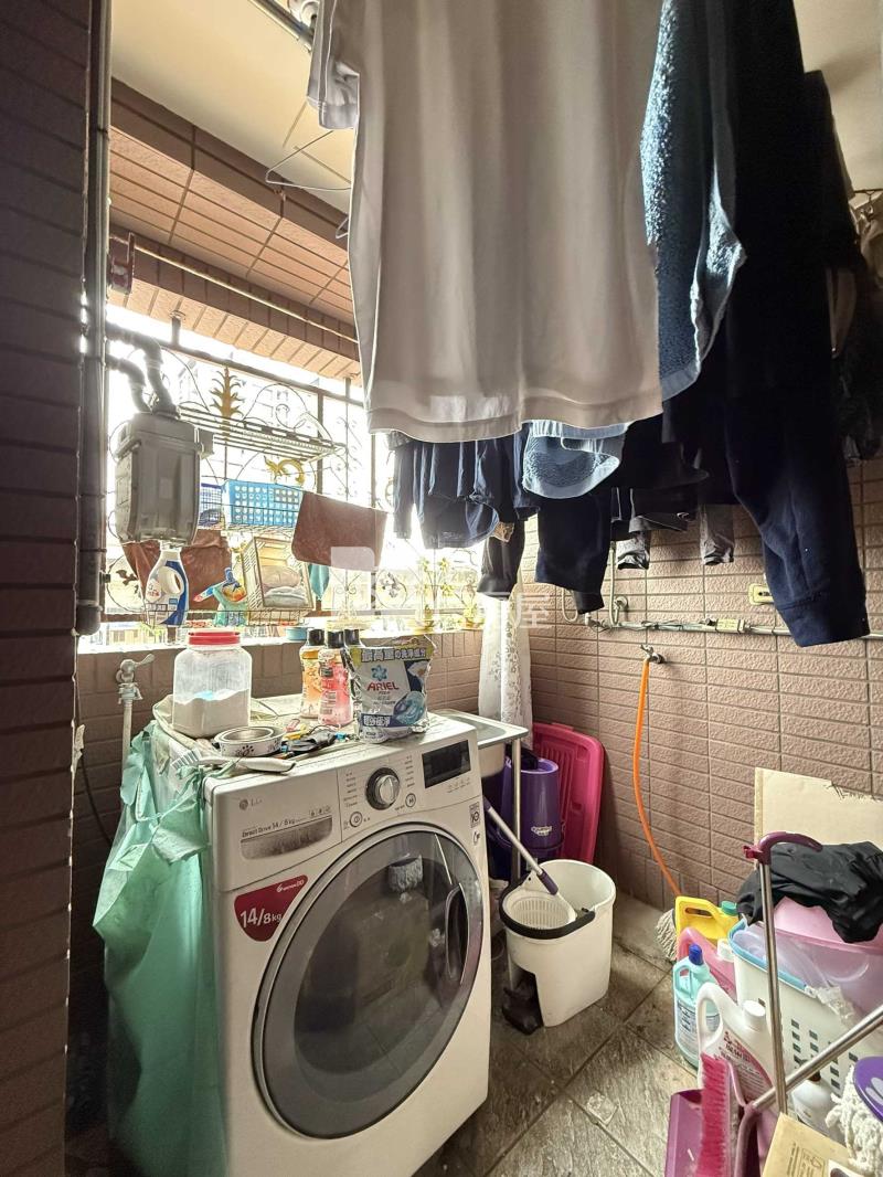 過嶺面公園景觀大3房+車位房屋室內格局與周邊環境