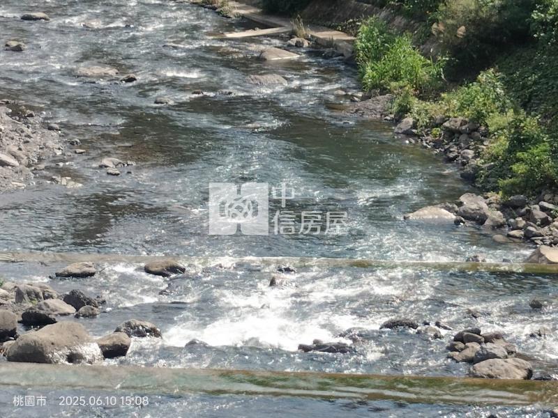 小烏來員保地農加建房屋室內格局與周邊環境
