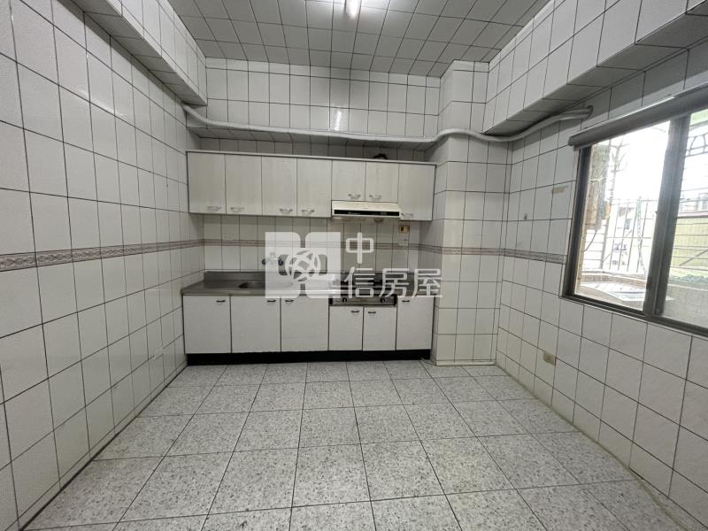 近市區超溫馨大三房房屋室內格局與周邊環境