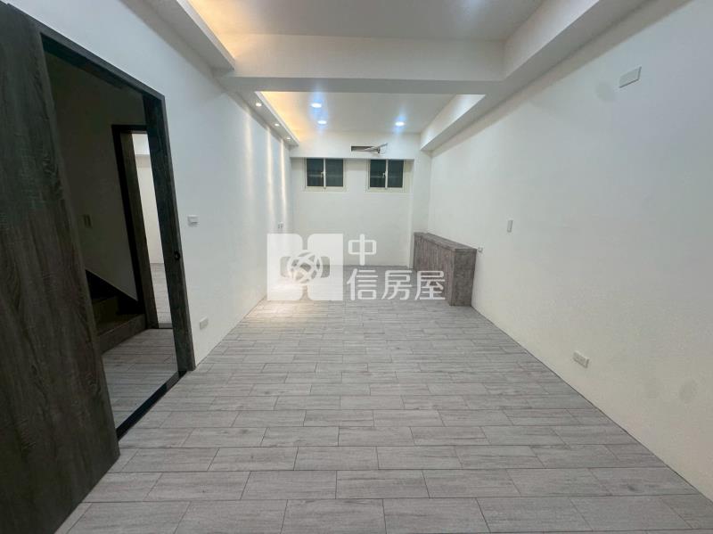 ▲幸福華城美一樓房屋室內格局與周邊環境