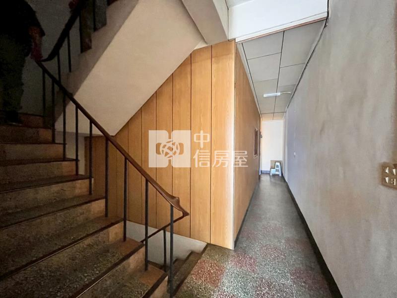 中豐路店面房屋室內格局與周邊環境