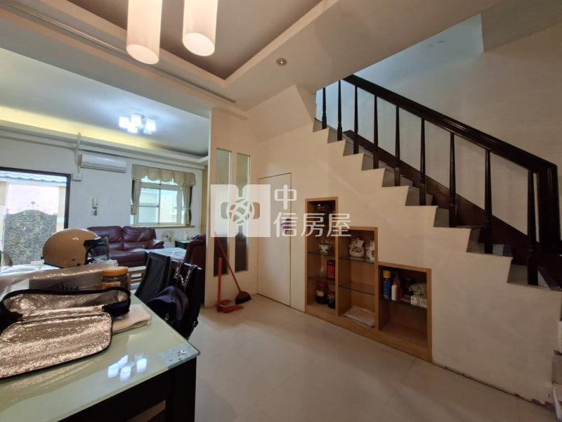 觀音草漯市中心美透天房屋室內格局與周邊環境