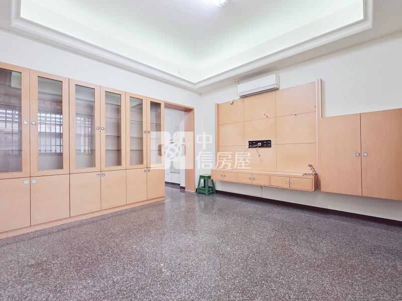 大雅輕屋齡別墅房屋室內格局與周邊環境