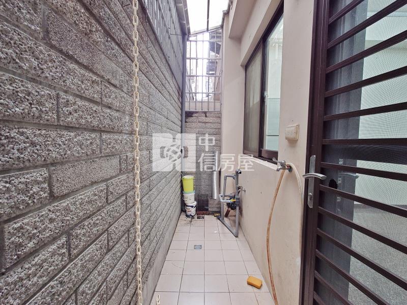 大雅輕屋齡別墅房屋室內格局與周邊環境
