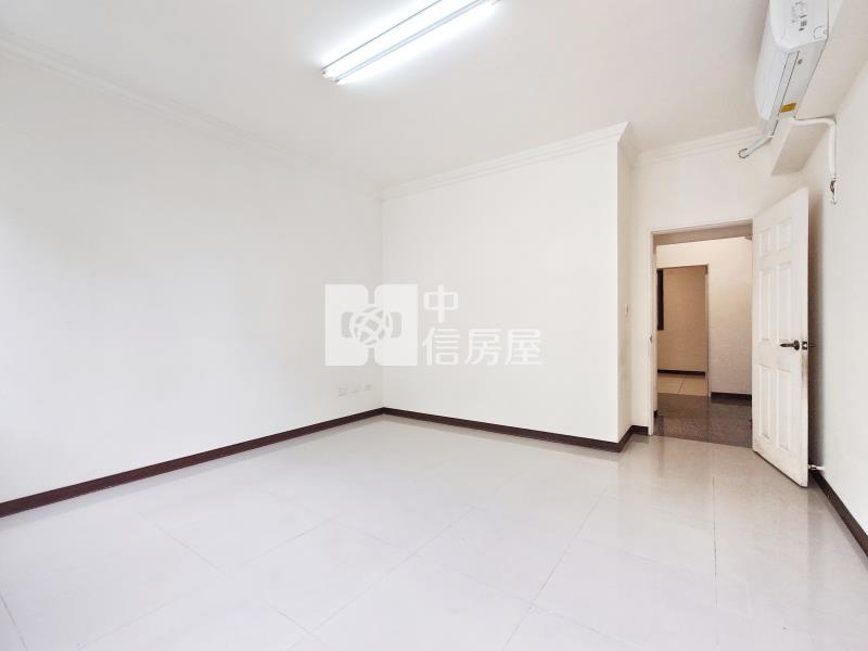 大雅輕屋齡別墅房屋室內格局與周邊環境