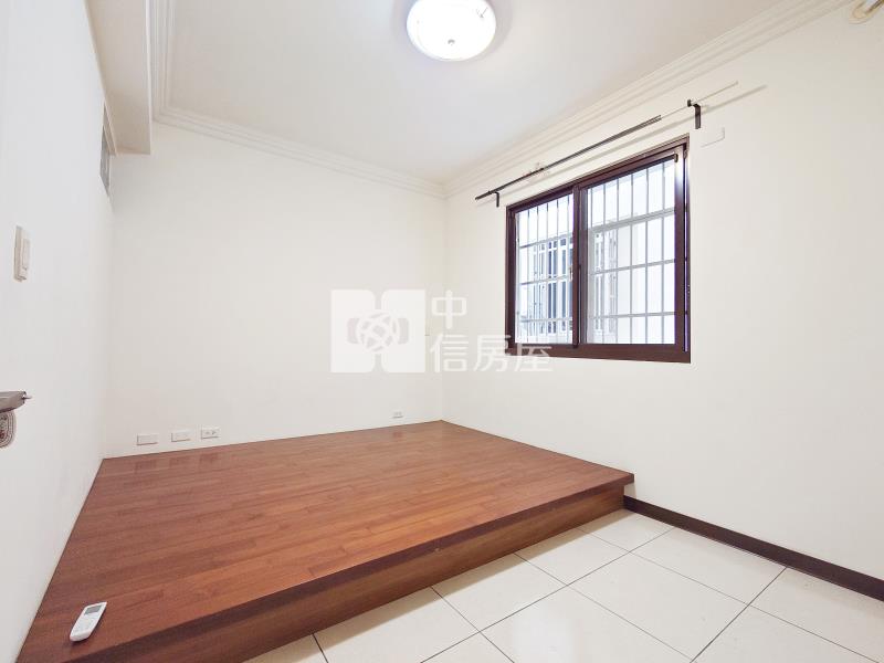大雅輕屋齡別墅房屋室內格局與周邊環境