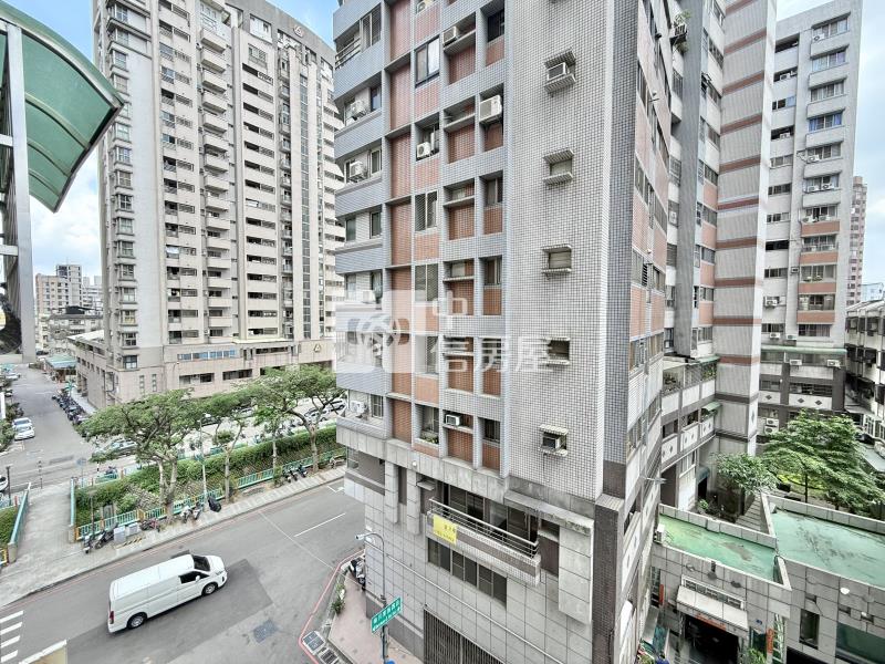 文心崇德捷運直接入住陽台大套房房屋室內格局與周邊環境