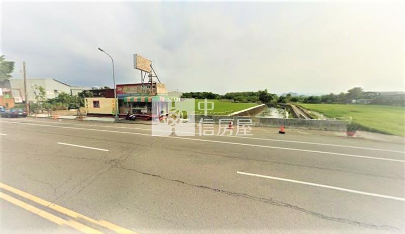 嶺東科大商圈都計內農地房屋室內格局與周邊環境