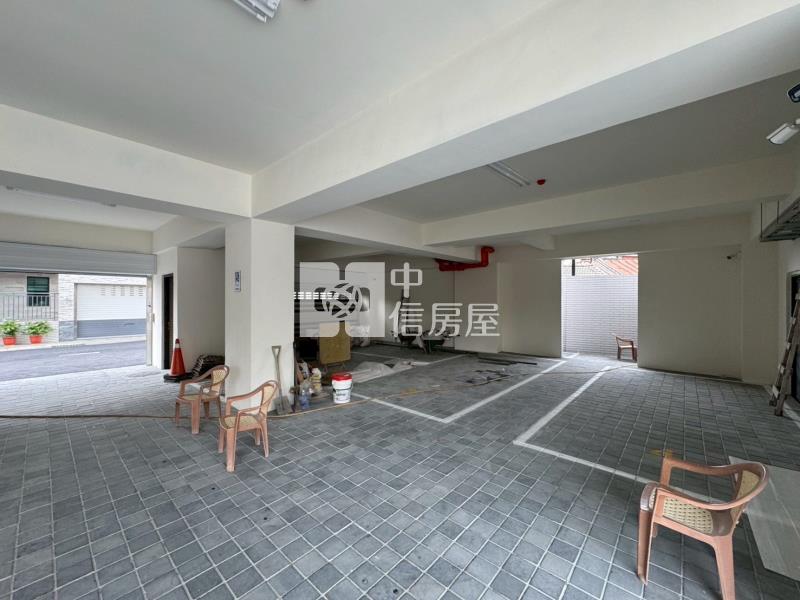 安南藏紅11和樂居三房平車2A房屋室內格局與周邊環境