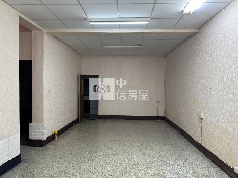 九份子旁朝南七米大面寬車墅房屋室內格局與周邊環境