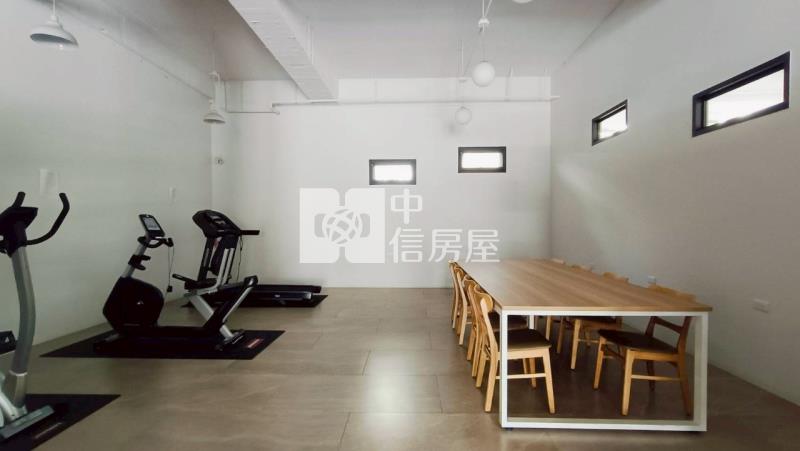 專任輕屋齡1房1廳房屋室內格局與周邊環境