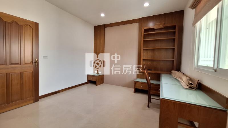 東區市醫大地坪透天房屋室內格局與周邊環境