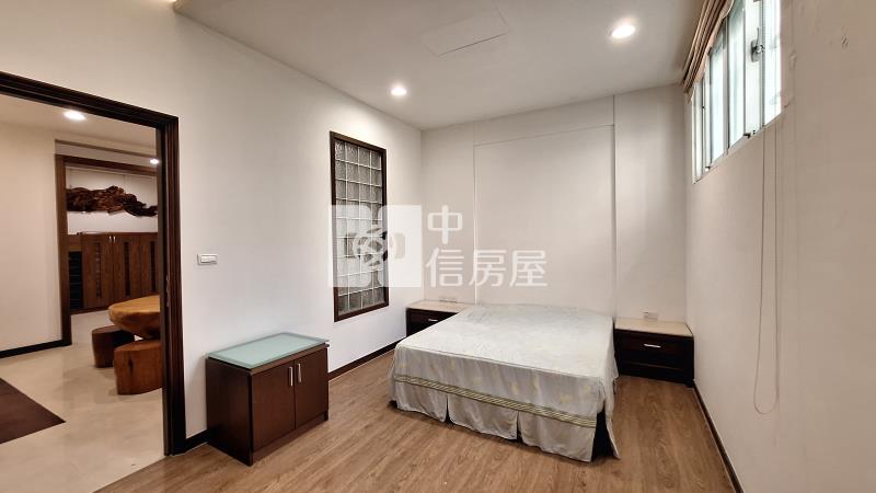 東區市醫大地坪透天房屋室內格局與周邊環境
