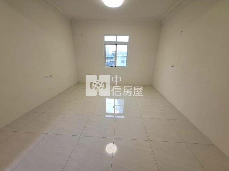 登發市場三角窗透天店住房屋室內格局與周邊環境