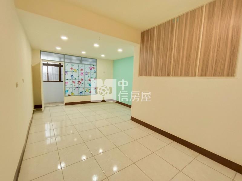 d-46林園五福路美透天房屋室內格局與周邊環境