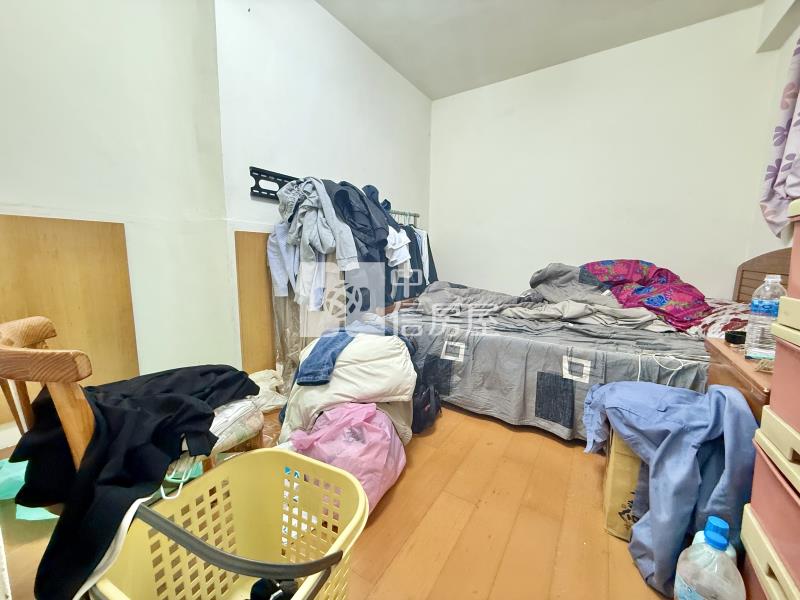前後臨5.4米面寬雙車店住合一房屋室內格局與周邊環境