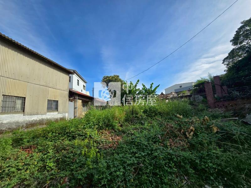 新市未來擴大計畫區北社內段百坪乙建房屋室內格局與周邊環境