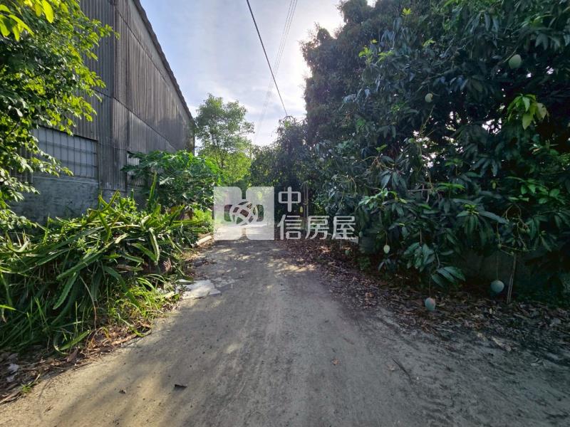 新市未來擴大計畫區北社內段百坪乙建房屋室內格局與周邊環境