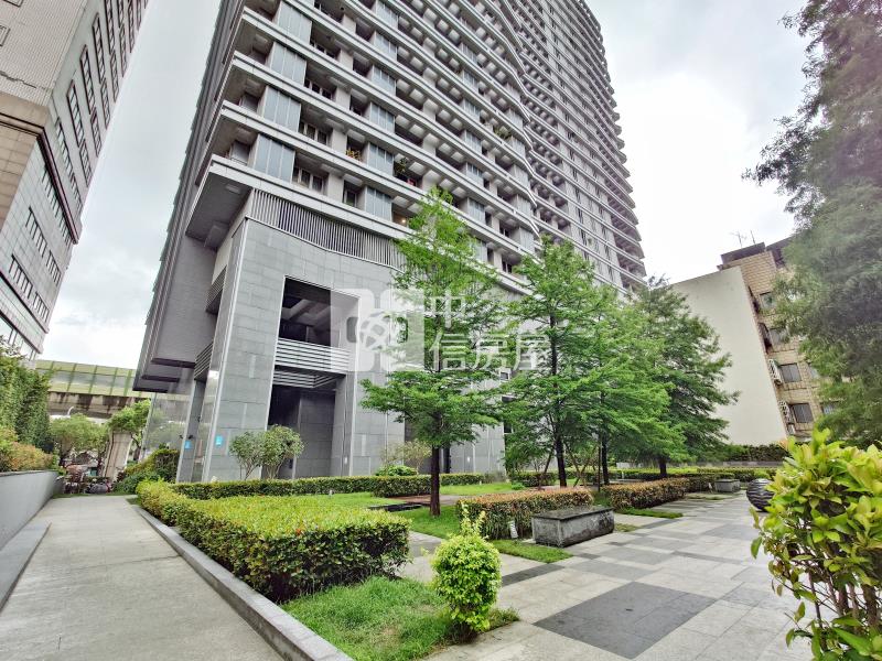 達麗世紀雙星兩房平車房屋室內格局與周邊環境