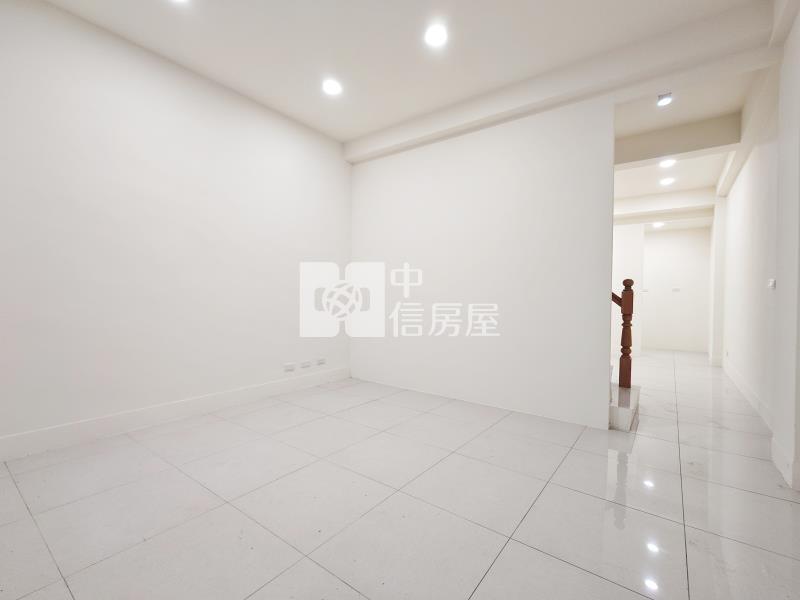 上楓國小前院別墅房屋室內格局與周邊環境