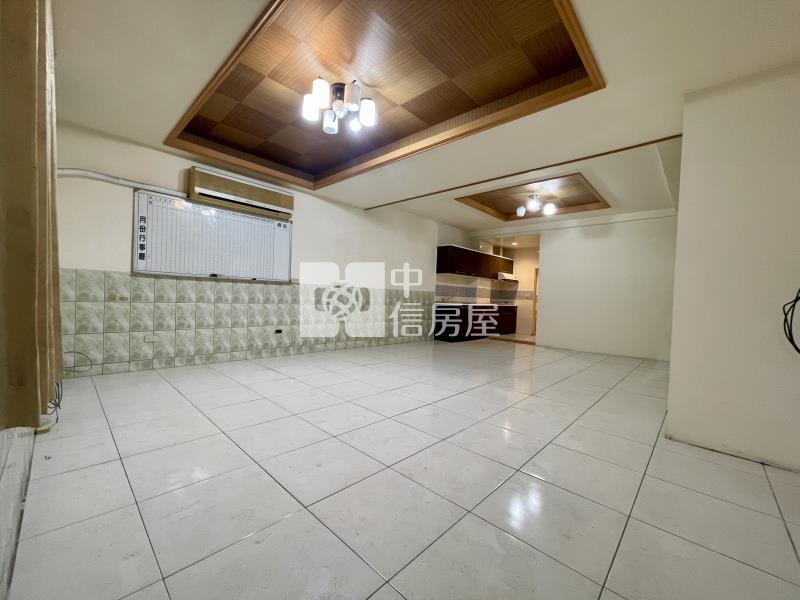 中科園區朝南透天房屋室內格局與周邊環境