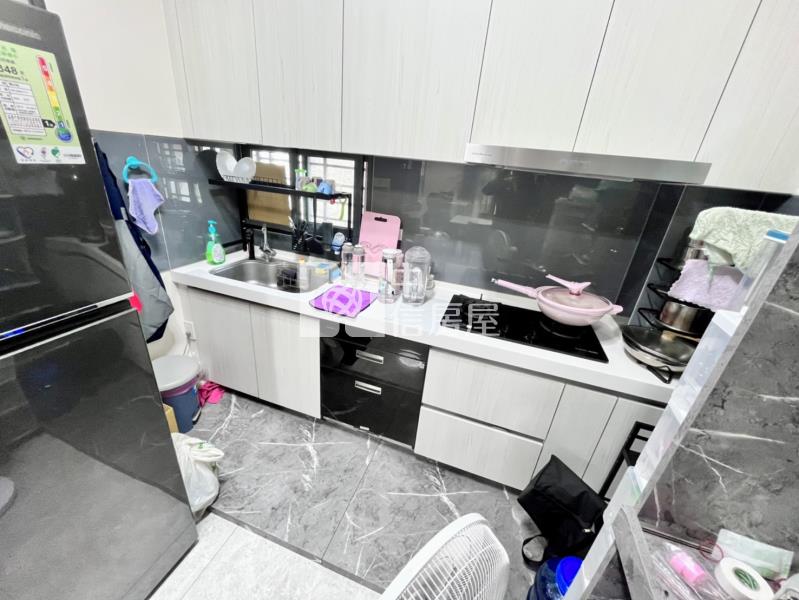 沙鹿里仁文逸四套房美別墅房屋室內格局與周邊環境