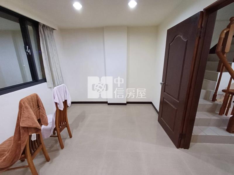 葳格中學大地坪美店墅房屋室內格局與周邊環境