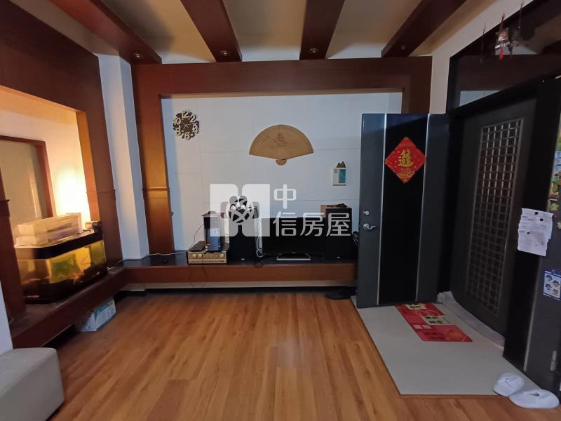 葳格中學大地坪美店墅房屋室內格局與周邊環境