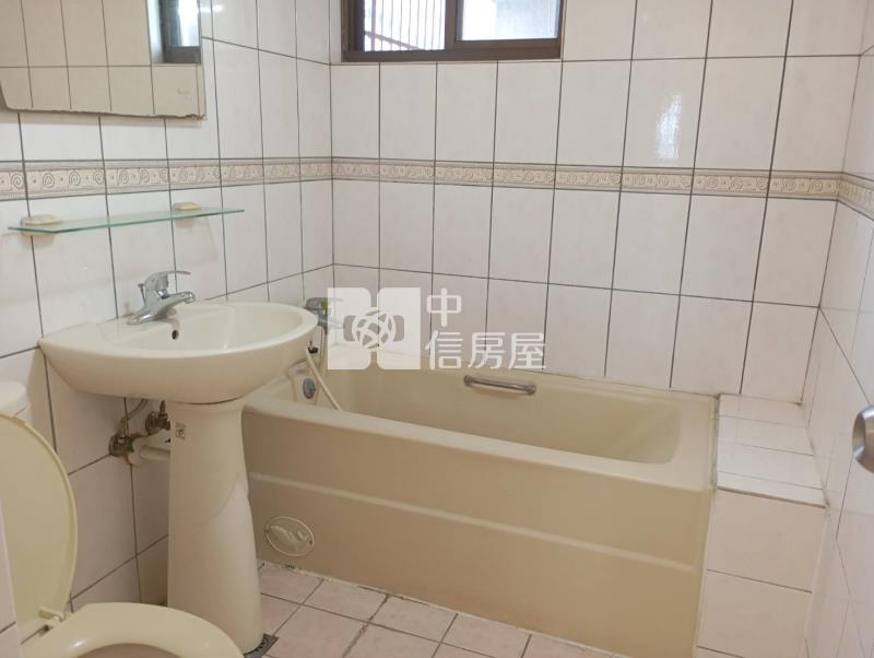 健康國宅高樓層景觀3房美廈房屋室內格局與周邊環境