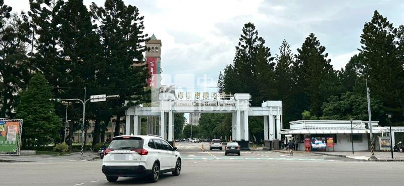 中興大學臨25米路漂亮商業建地房屋室內格局與周邊環境