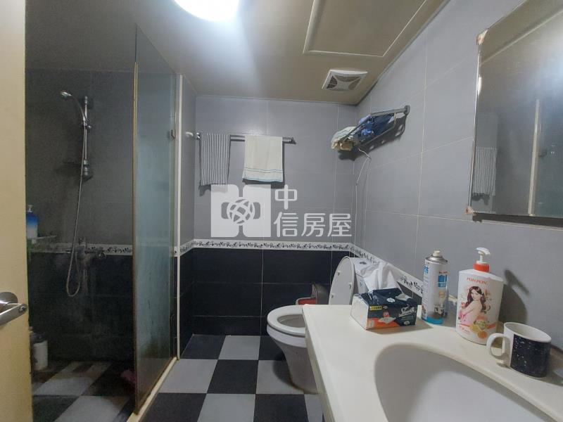 中壢區【龍騰御】樓中樓5房＋雙平面車位＋4機車位房屋室內格局與周邊環境