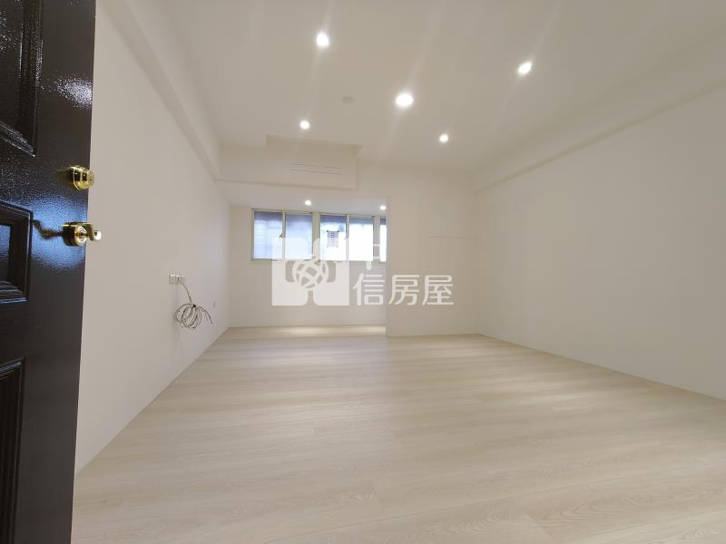 鍾愛一生B區3房車房屋室內格局與周邊環境