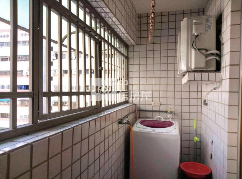 E1-1大鎮有車庫套房房屋室內格局與周邊環境
