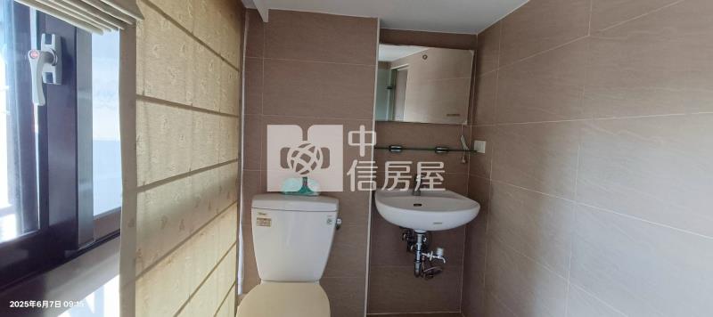 晏京挑高五米精裝1+1房房屋室內格局與周邊環境