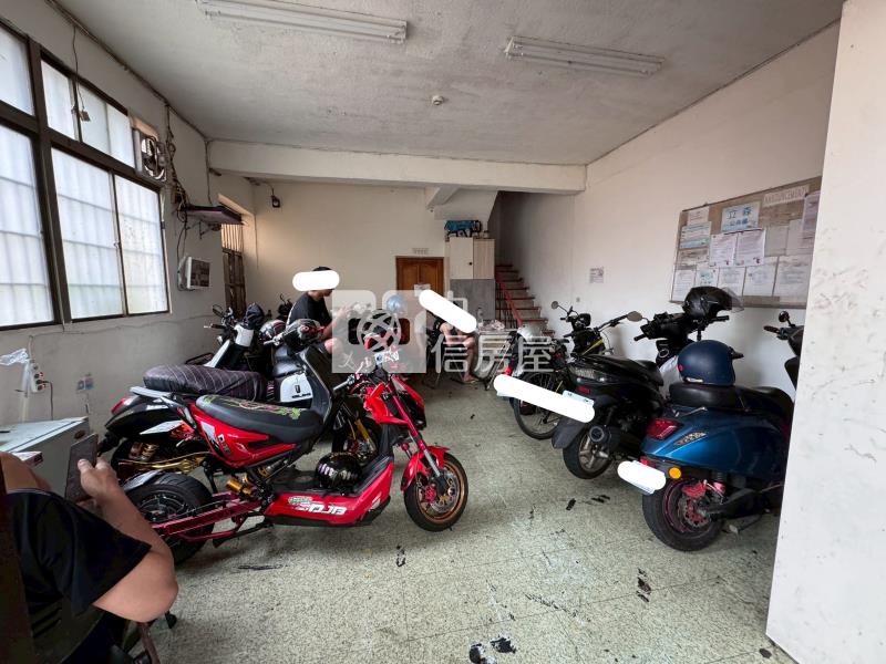 平鎮工業區投資型透天(1)房屋室內格局與周邊環境