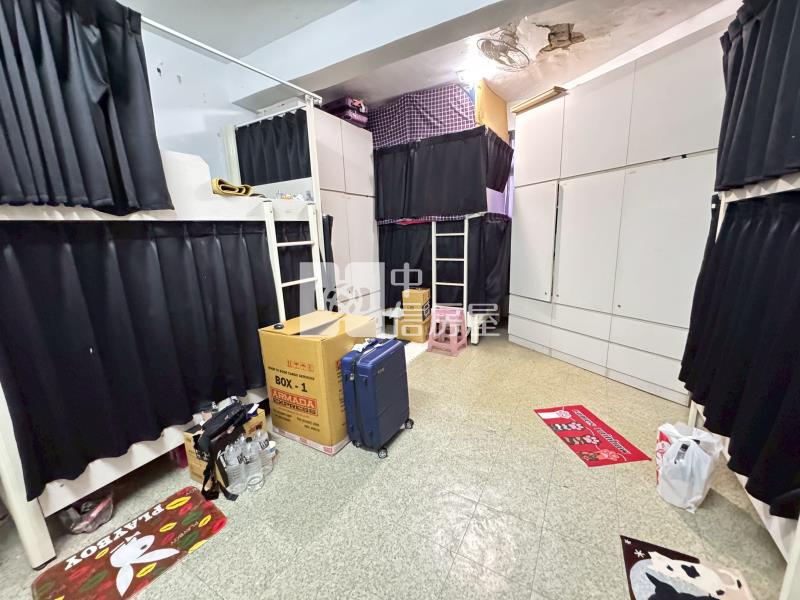 平鎮工業區投資型透天(1)房屋室內格局與周邊環境