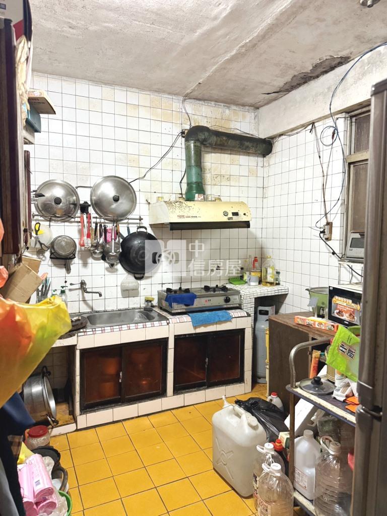 【新世紀】聖亭路低總價透天房屋室內格局與周邊環境