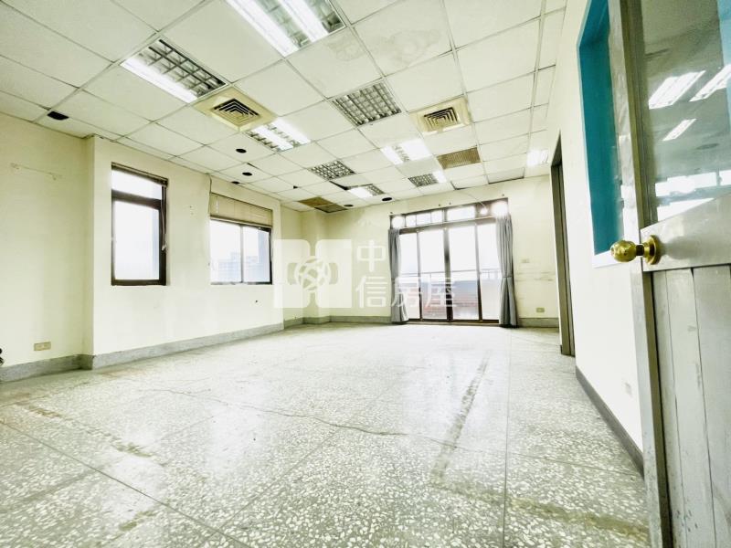竹東園區旁商業超大坪數辦公室房屋室內格局與周邊環境