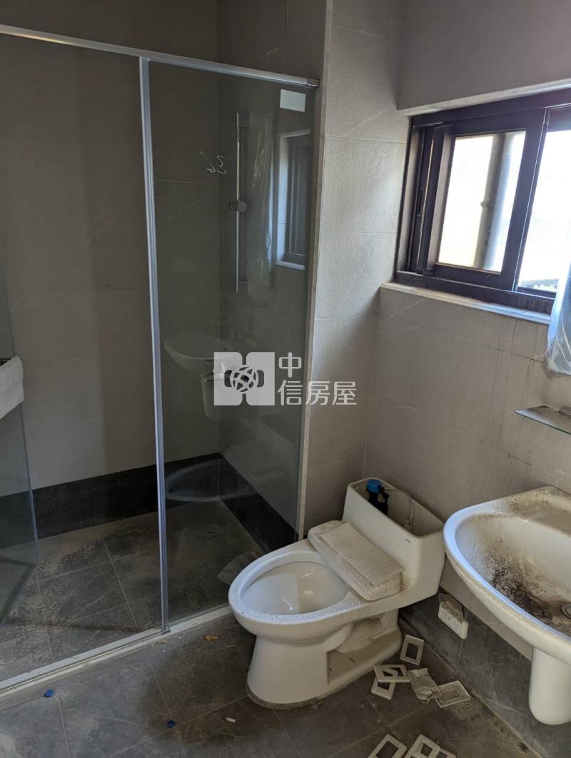雅典大地美4房房屋室內格局與周邊環境