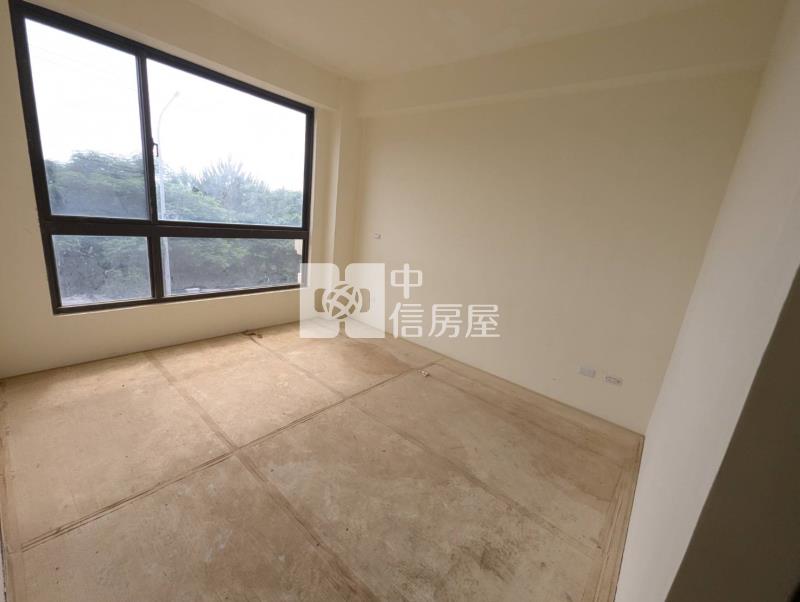 雅典大地美4房房屋室內格局與周邊環境