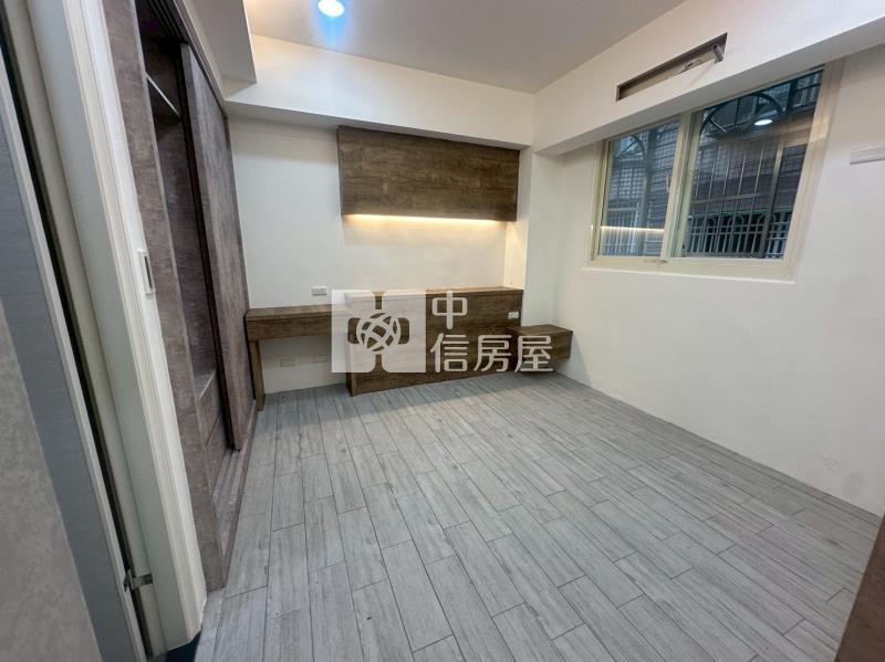 ▲幸福華城美一樓房屋室內格局與周邊環境